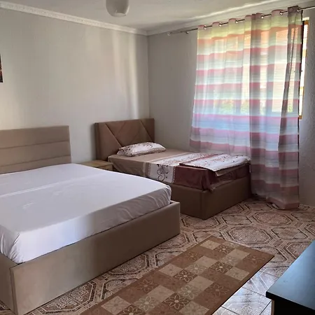 Rent Rooms,pogradec Gasthof 3*