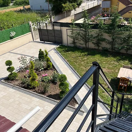 Rent Rooms,pogradec Gasthof 3*