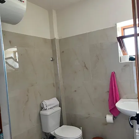 Pensión Rent Rooms,pogradec Pogradec